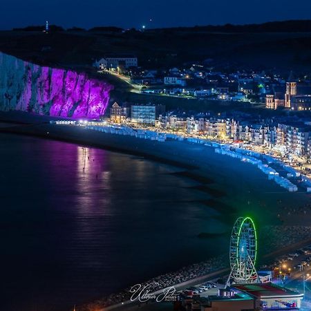 La Verriere. Les Locations Isahora C'Est Aussi Plusieurs Appart' De Standing A 2 Pas Du Chateau D'Eu, Des Falaises Du Treport, De Mers Les Bains Et Aux Portes De La Baie De Somme Eu (Seine-Maritime) Exteriör bild