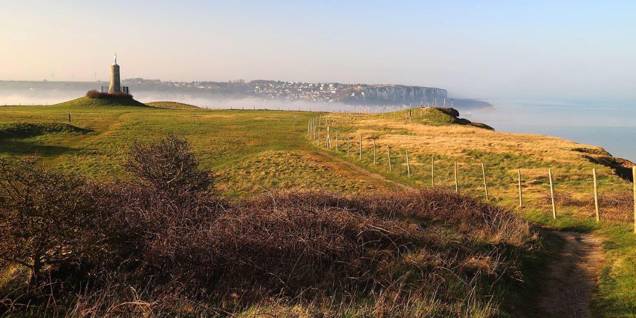 La Verriere. Les Locations Isahora C'Est Aussi Plusieurs Appart' De Standing A 2 Pas Du Chateau D'Eu, Des Falaises Du Treport, De Mers Les Bains Et Aux Portes De La Baie De Somme Eu (Seine-Maritime) Exteriör bild