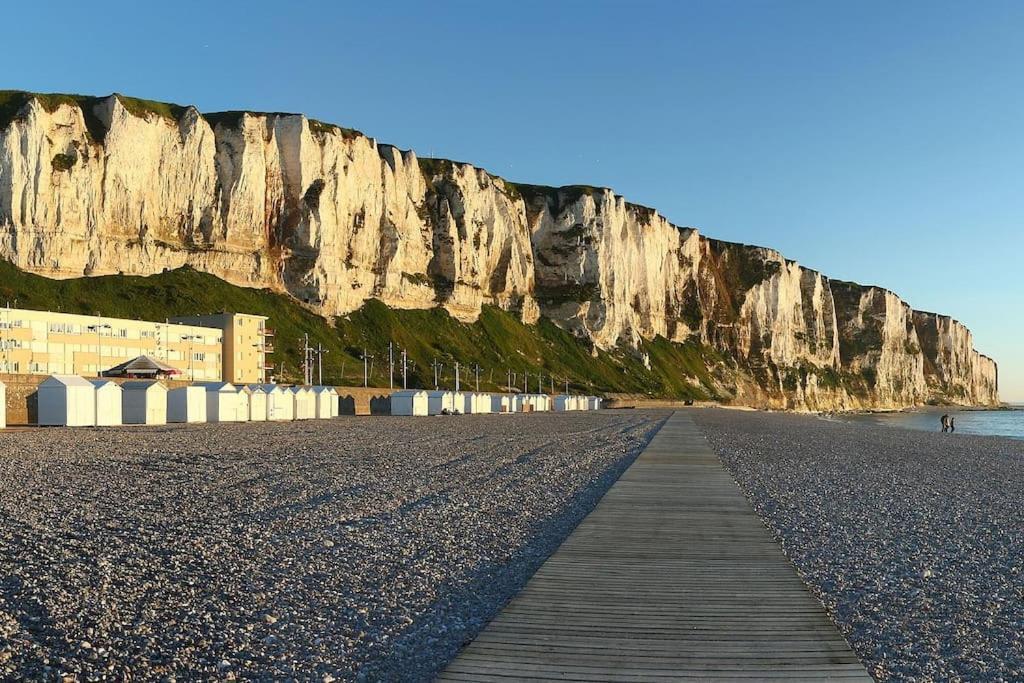 La Verriere. Les Locations Isahora C'Est Aussi Plusieurs Appart' De Standing A 2 Pas Du Chateau D'Eu, Des Falaises Du Treport, De Mers Les Bains Et Aux Portes De La Baie De Somme Eu (Seine-Maritime) Exteriör bild